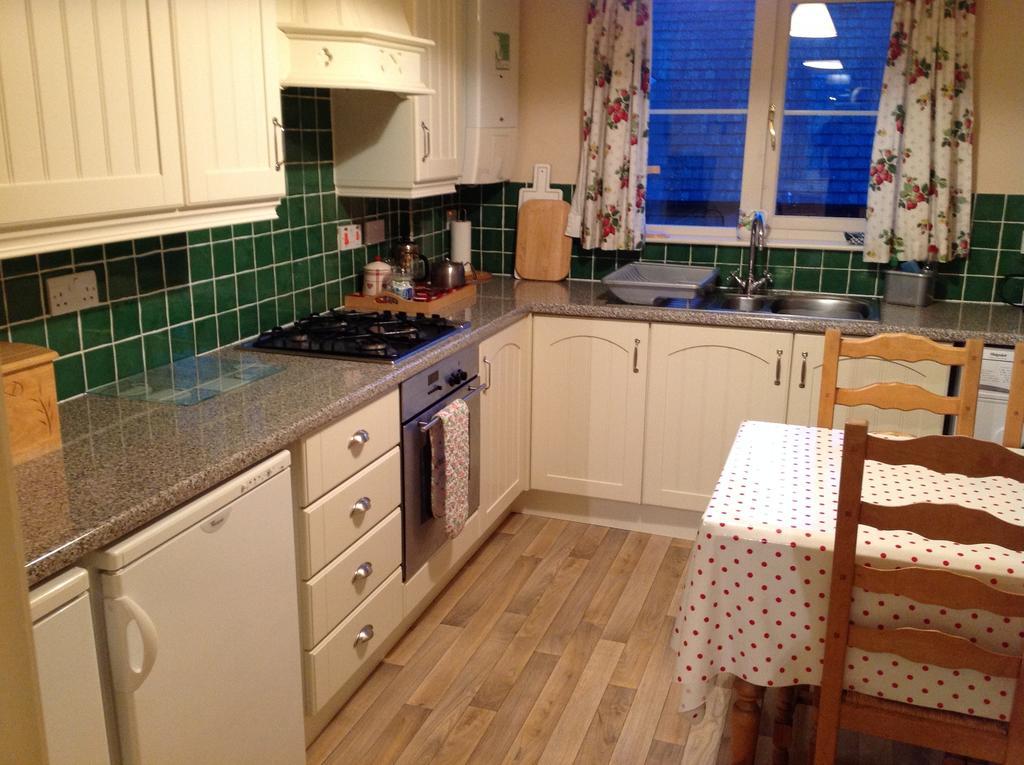 Wellingtonia Apartment Inverness Bilik gambar